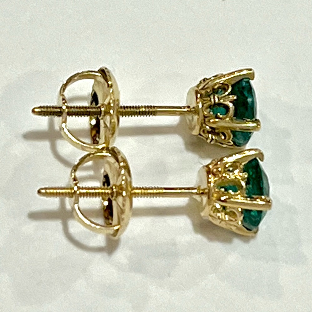 EMERALD STUDS—GORGEOUS TO THE MAX—ROUND .97 TCW UNTREATED-NO HEAT EMERALDS 14KT - Picture 9 of 15